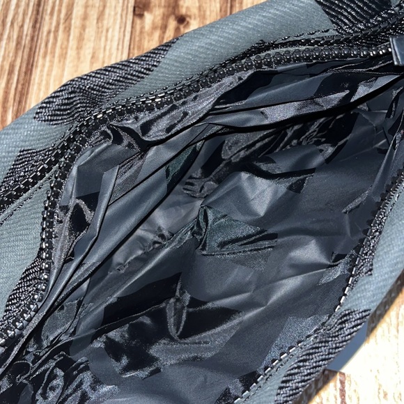 ☠️⚪️☠️• ⚫️ BURBERRY x Alpha Vibes ⚫️• 🦁☠️🦁 - Picture 7 of 7